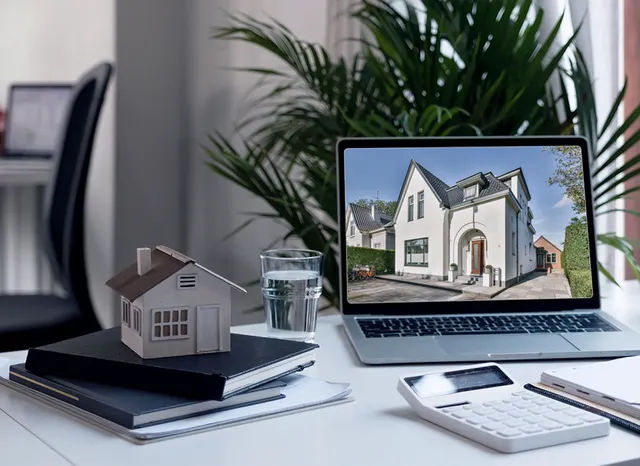 real-estate-industry-software-and-digital-sloutions-hero-image