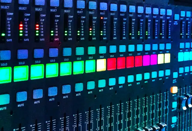 radio-stations-bright-future